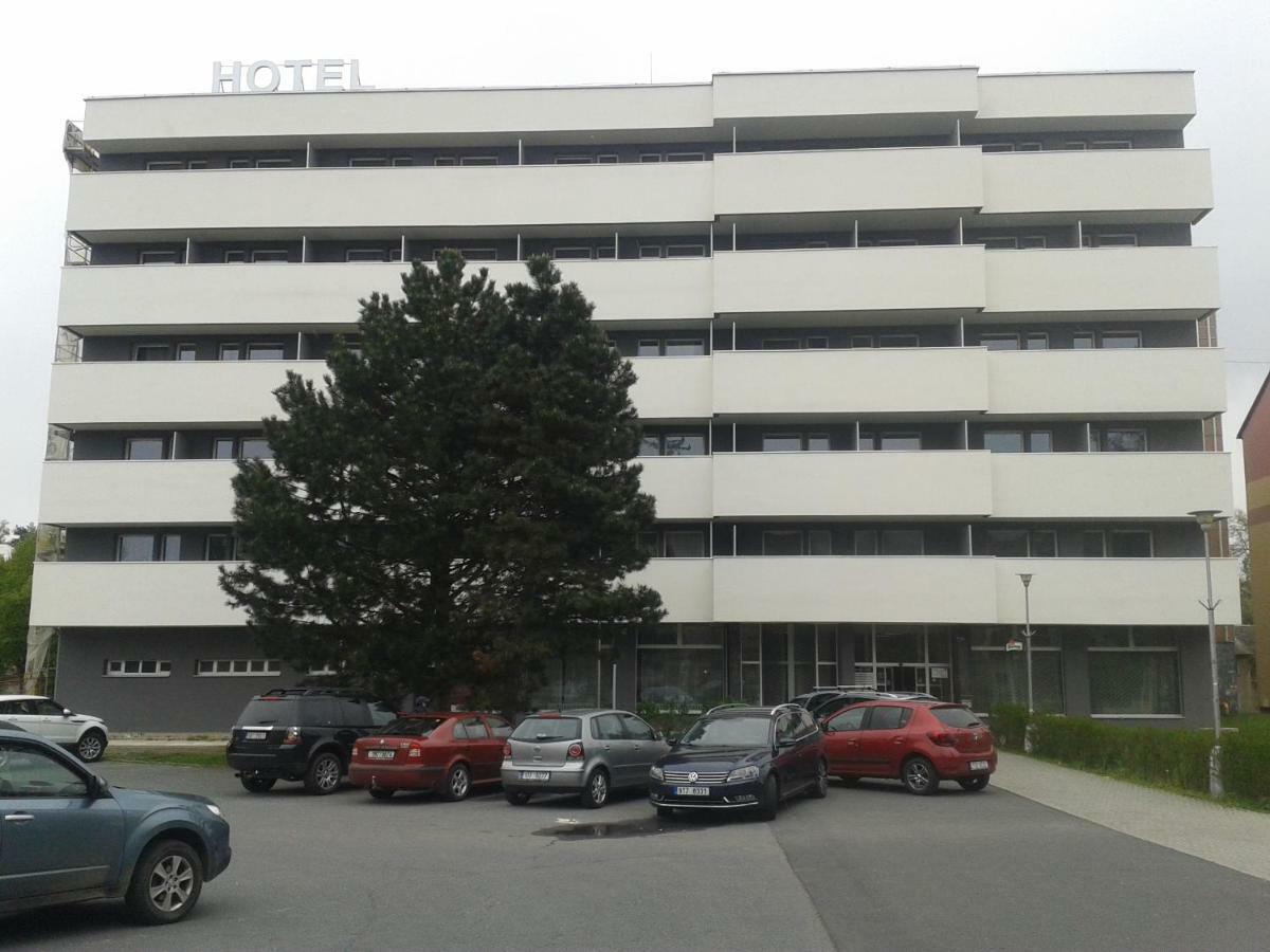 Hotel Slezan Bruntál Kültér fotó